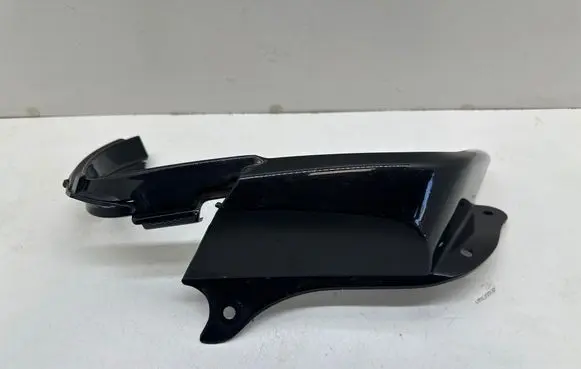 BMW Z4 E85 E86 Rear/tail light trim molding 7025642