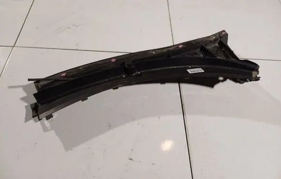 Wiper trim