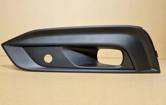 Volvo V90 Cross Country Front fog light trim/grill 310832227359