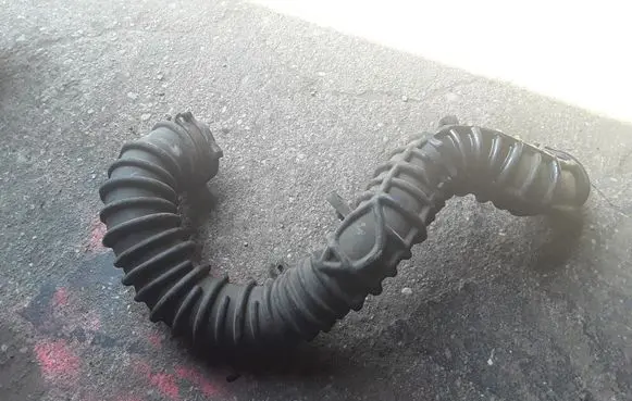 Renault Master II Intercooler hose/pipe 8200607746