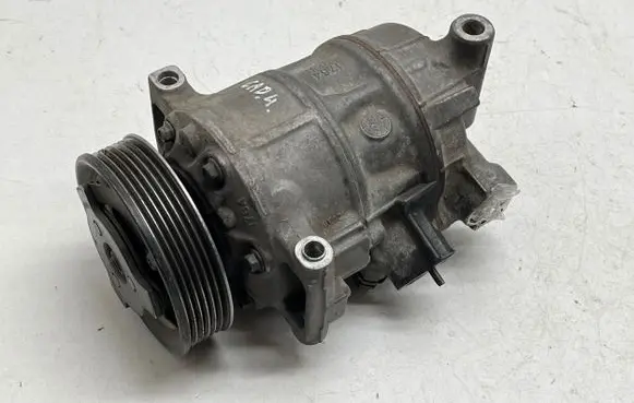Volkswagen Caddy Air conditioning (A/C) compressor (pump) 5Q0816803F 8416P 050107