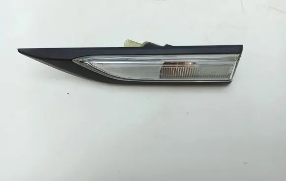 Volkswagen Transporter - Caravelle T6 Front fender indicator light 7E0949101