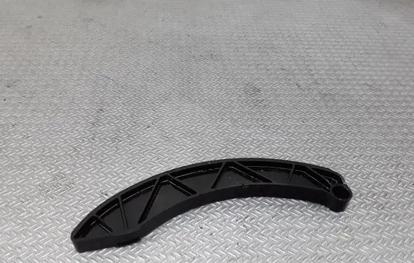 Subaru Legacy Slide rail for timing chain 