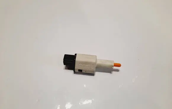 Renault Scenic III - Grand scenic III Brake pedal sensor switch