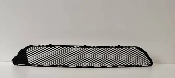 Mercedes-Benz C W204 Front bumper lower grill A2048850153