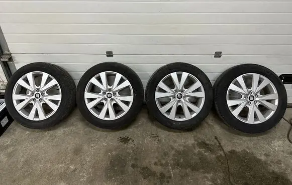 Seat Arona R17 alloy rim 6F9601025D