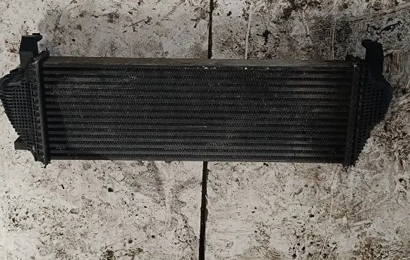 Jeep Grand Cherokee Intercooler radiator