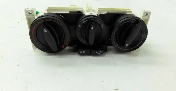 Seat Leon (1M) Climate control/heater control trim 195901