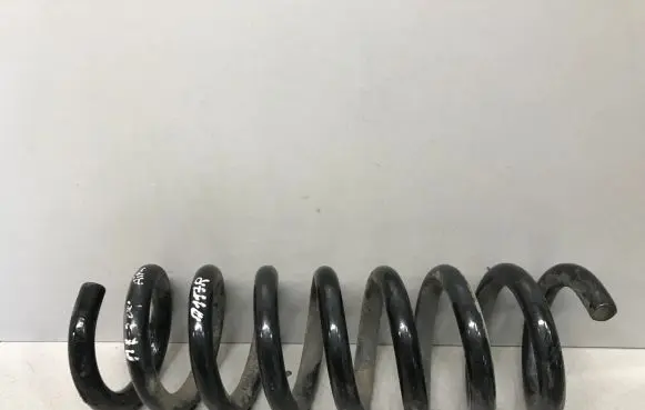Mercedes-Benz C W204 Rear coil spring