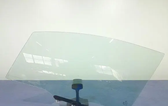 Honda Jazz Front door window glass four-door 