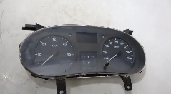Renault Master II Clock 