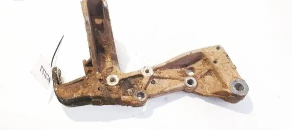 Volkswagen Touran I Front lower control arm/wishbone