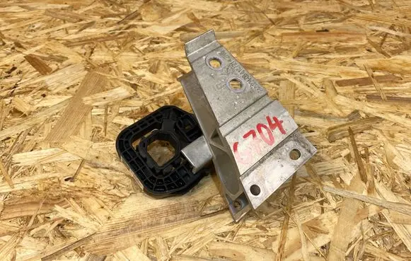 BMW 3 G20 G21 Radiator mount bracket 7422234 9895624