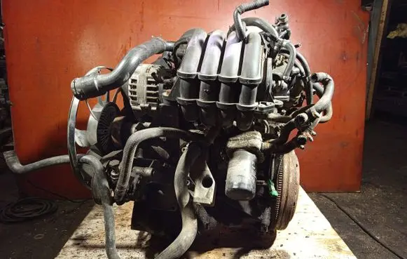 Volkswagen PASSAT B5 Engine
