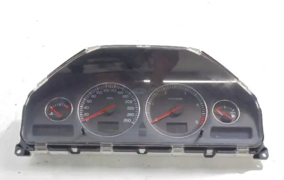 Volvo V70 Speedometer (instrument cluster) 8673802