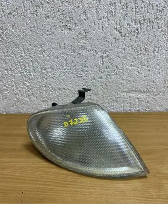 Volkswagen Sharan Front fender indicator light 0311325002 D7236