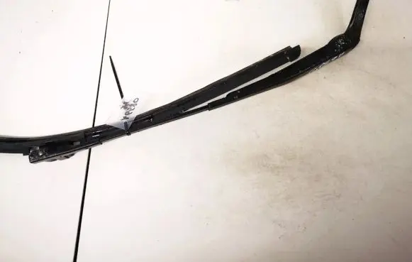 Seat Alhambra (Mk1) Front wiper blade arm 7m3955410