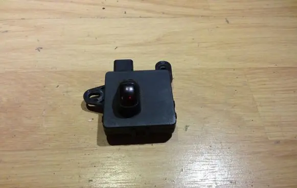 Chrysler Sebring (FJ - JX) Sun solar sensor 04698662AB