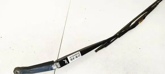 Front wiper blade arm