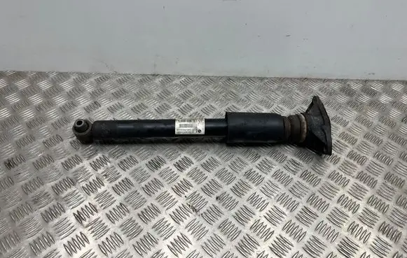 BMW 4 F32 F33 Rear shock absorber/damper 6885877