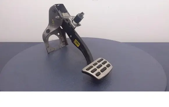 Hyundai i40 Accelerator throttle pedal 938133S800