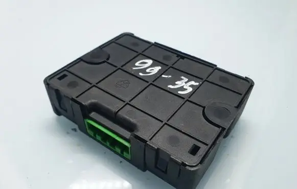 Volvo S40, V40 Other control units/modules 3086464 99W08 30862223