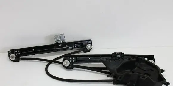 Skoda Fabia Mk2 (5J) Front door electric window regulator 5J2837401G