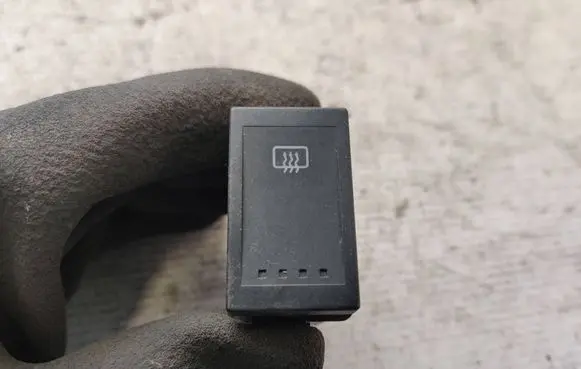Volkswagen Transporter - Caravelle T4 Windscreen/window heater switch 7D0959621