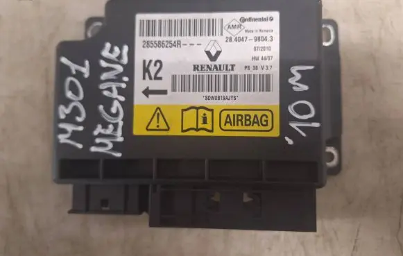 Renault Megane III Airbag control unit/module 285586254R