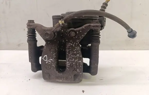 Nissan Qashqai J12 Rear brake caliper 440006RA0B