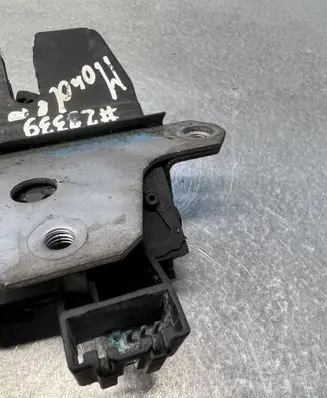 Ford Mondeo Mk III Loading door lock 8M51R442A66