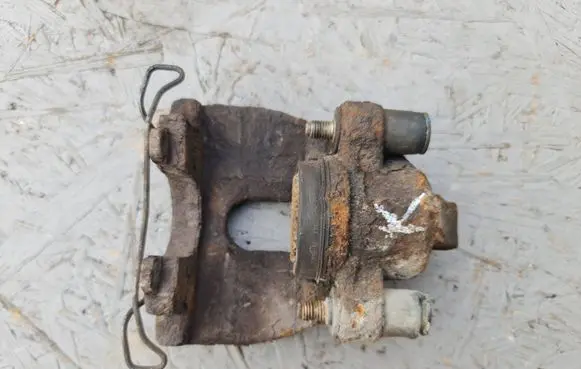 Volvo V70 Rear brake caliper