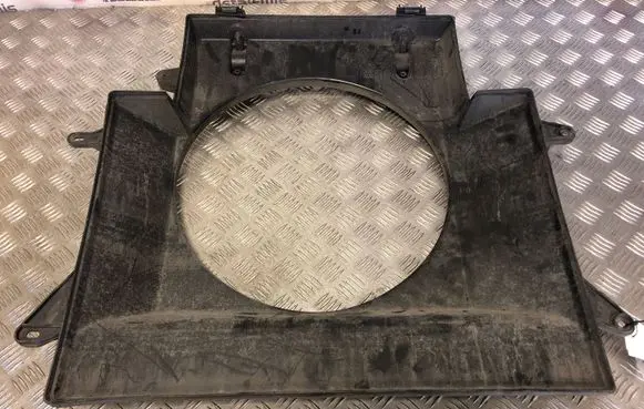 Iveco Daily 35 - 40.10 Radiator cooling fan shroud 812600500