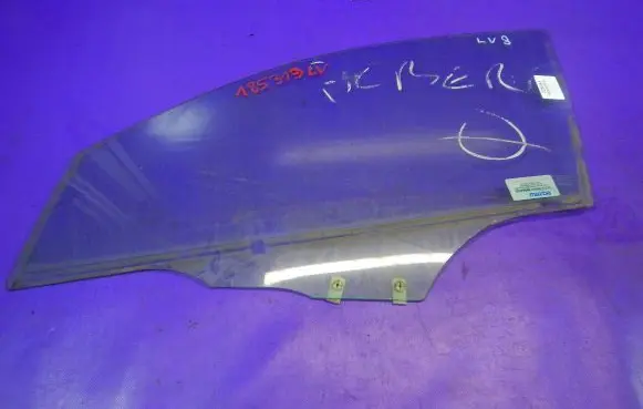 Mazda 3 I Front door window glass four-door