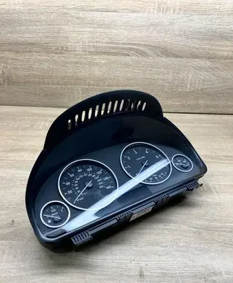 BMW X3 F25 Speedometer (instrument cluster) 9287579 176494 MPH