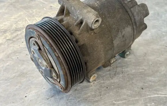Renault Scenic II - Grand scenic II Air conditioning (A/C) compressor (pump) 03180233947A