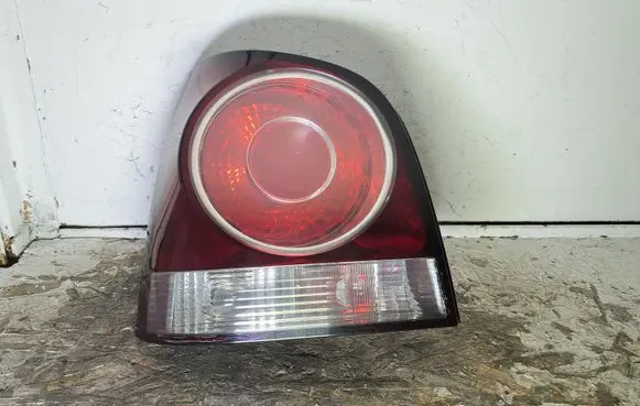 Volkswagen Polo IV 9N3 Rear/tail lights 6Q6945095M 6Q6945111F 62464