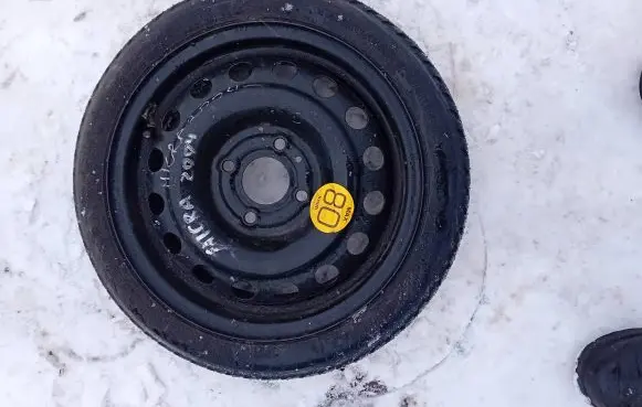 Nissan Micra R14 spare wheel 