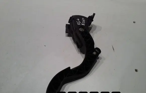 Audi A6 S6 C5 4B Accelerator throttle pedal 8d1723523l