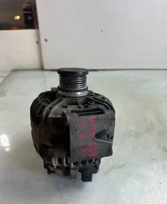 Mercedes-Benz Vito Viano W639 Generator/alternator 0124625006