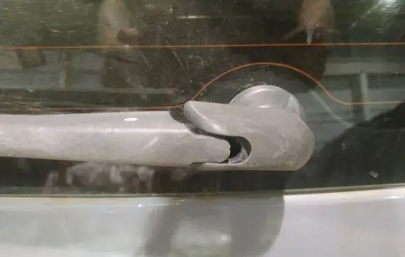 Honda Accord Rear window wiper motor