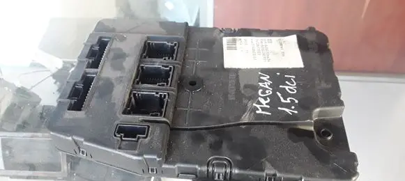 Renault Scenic II - Grand scenic II Comfort/convenience module 8200306434