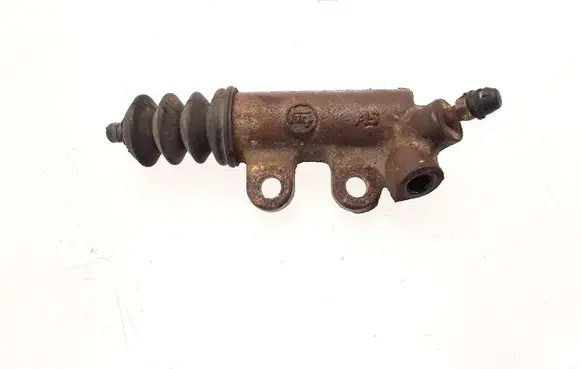 Clutch slave cylinder