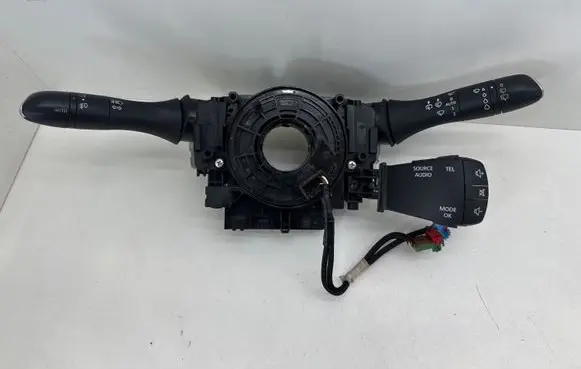 Renault Koleos II Wiper turn signal indicator stalk/switch 255542986R 3412R