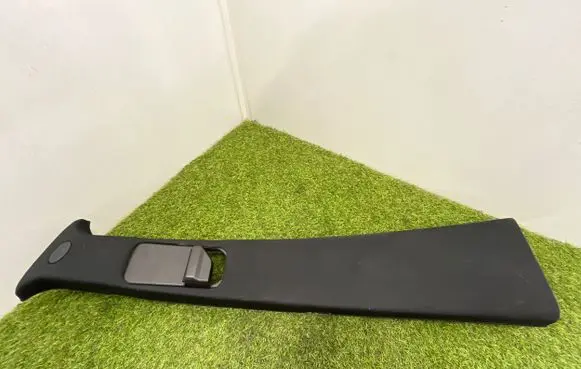 Mercedes-Benz ML W164 (B) pillar trim (top) A1646909725