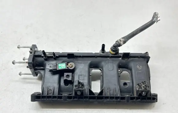 Renault Megane IV Intake manifold 140031571R 1267550S01