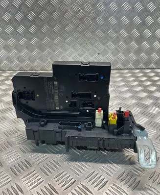 Mercedes-Benz E W212 Comfort/convenience module 2129004901 2129025301