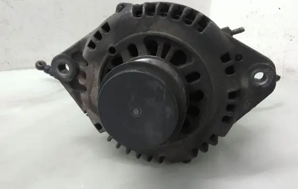 Opel Astra G Generator/alternator 93175799