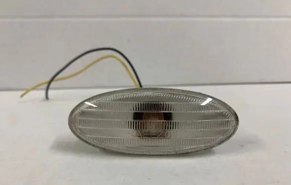 Nissan Juke I F15 Front fender indicator light