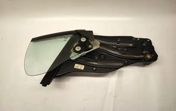 BMW Z4 E89 Rear side window 7192304S 7198308E